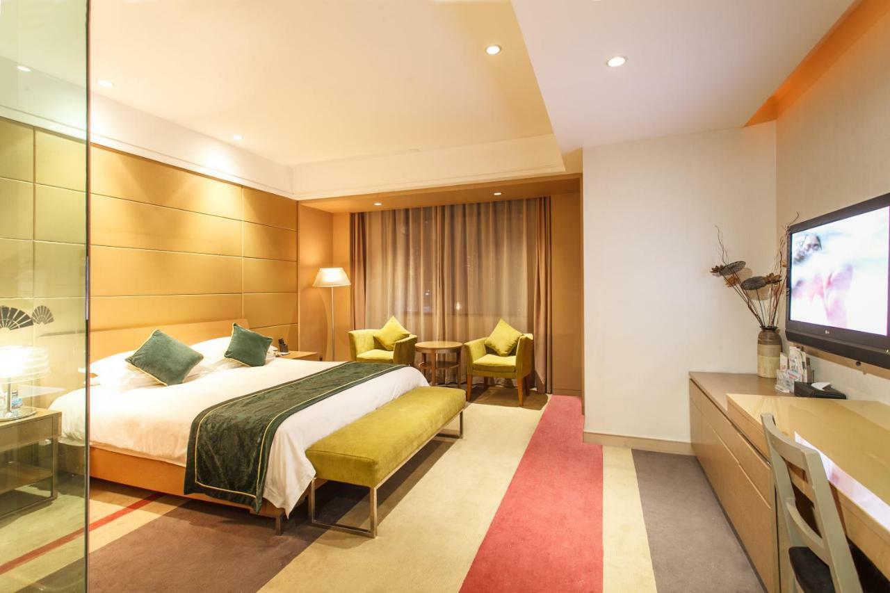 Four Seasons Rayli Hotel Ningbo Esterno foto