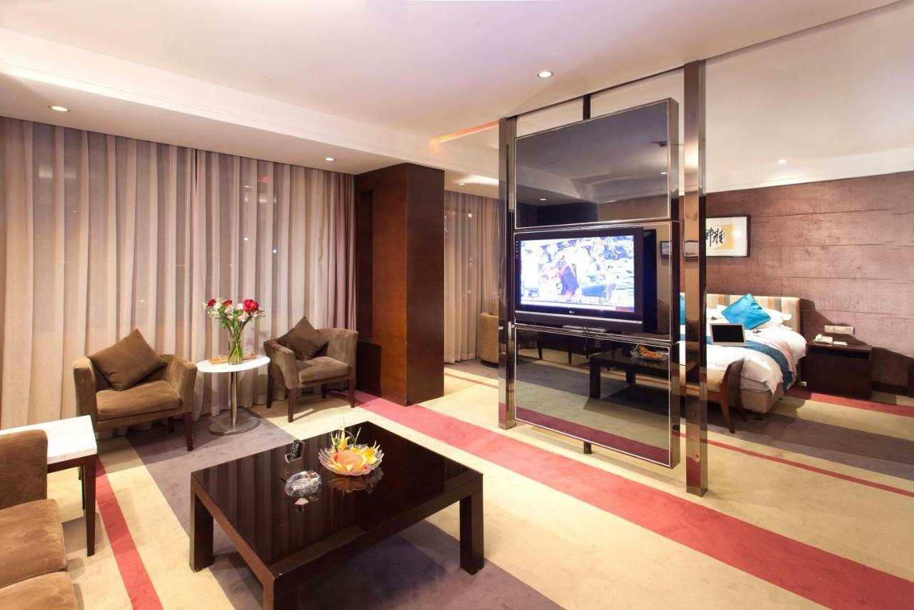 Four Seasons Rayli Hotel Ningbo Esterno foto