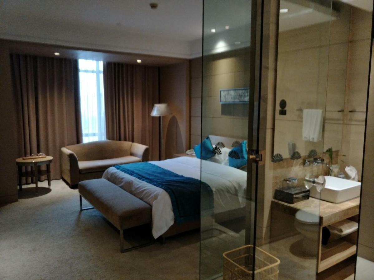 Four Seasons Rayli Hotel Ningbo Esterno foto