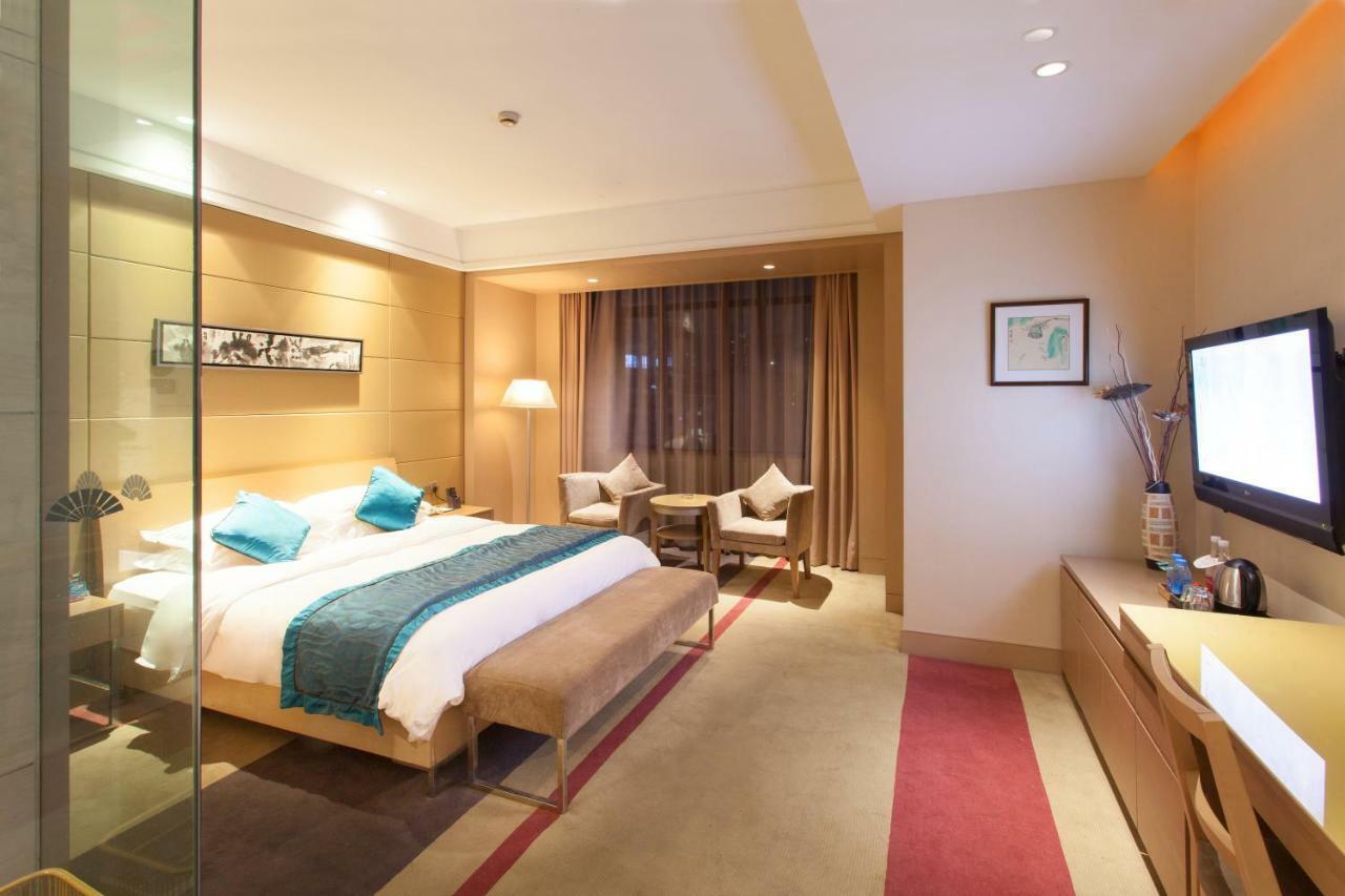 Four Seasons Rayli Hotel Ningbo Esterno foto